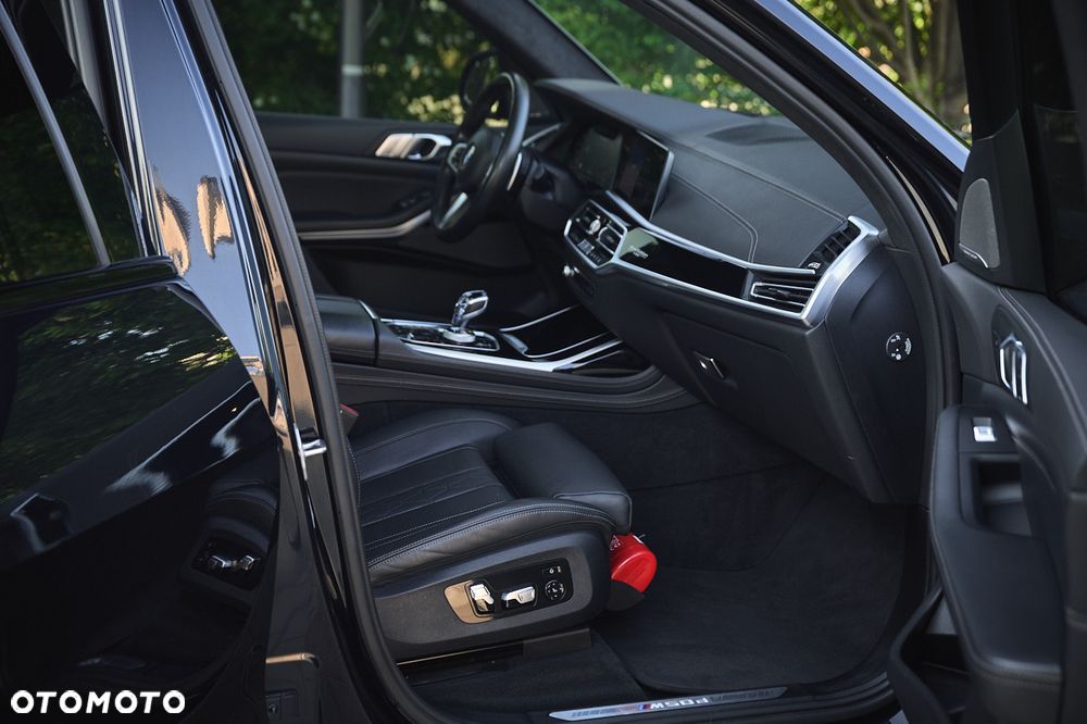 BMW X7 M50d - 26