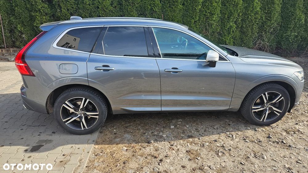 Volvo XC 60 D5 AWD R-Design - 8