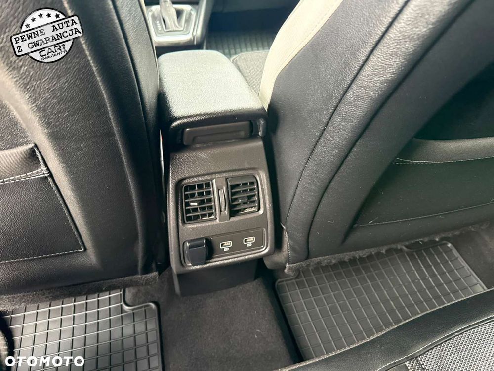 Renault Captur - 17