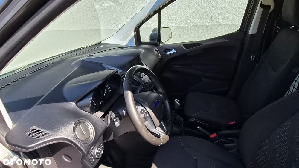 Ford Transit Courier 1.0 Trend - 10