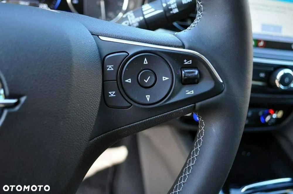 Opel Insignia 2.0 CDTI 4x4 Exclusive S&S - 22