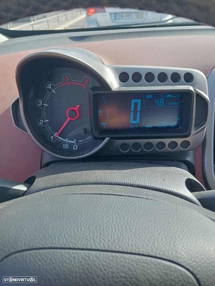 Chevrolet Aveo 1.3 VCDi LTZ - 12
