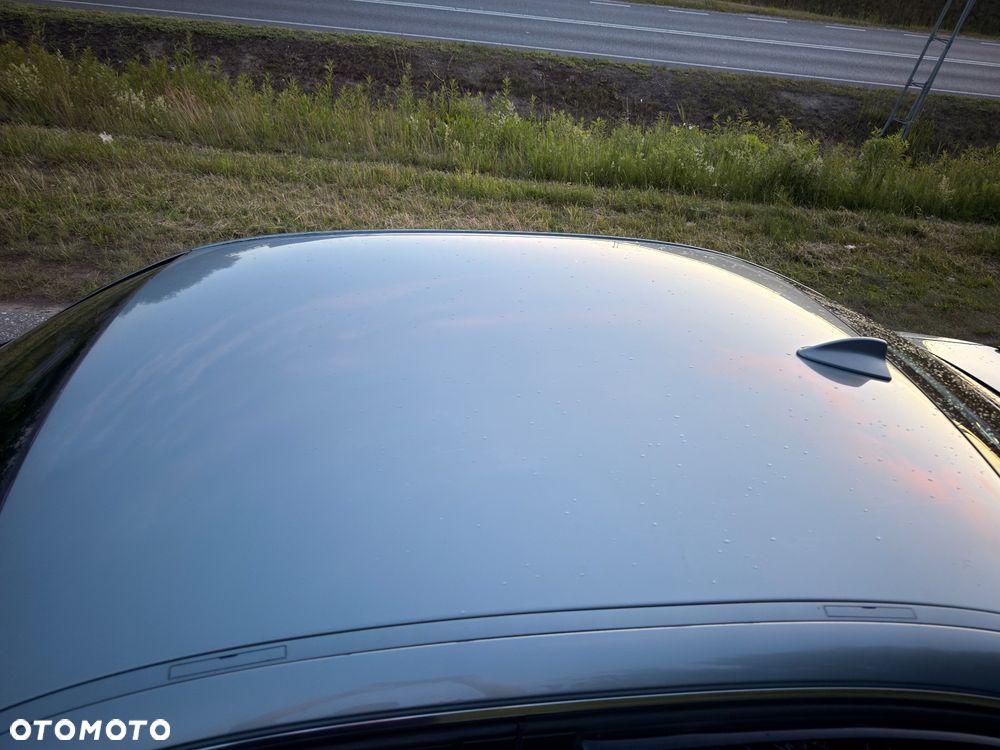BMW Seria 3 325i - 15