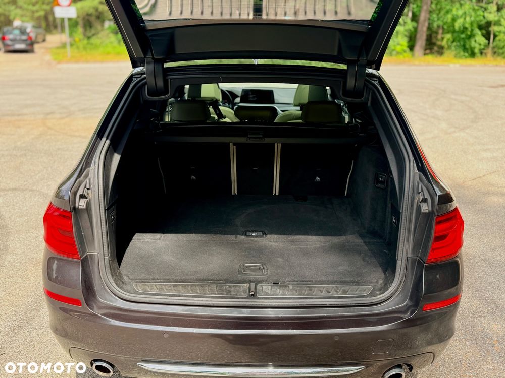 BMW Seria 5 520d xDrive Luxury Line sport - 16