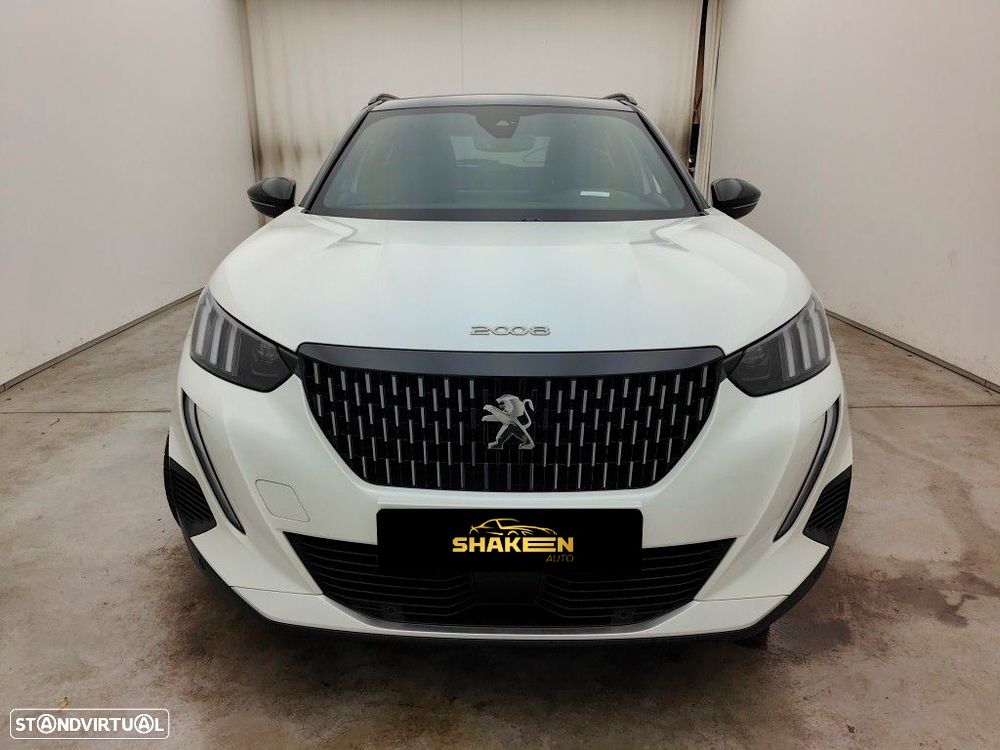 Peugeot 2008 PureTech 130 EAT8 GT - 2