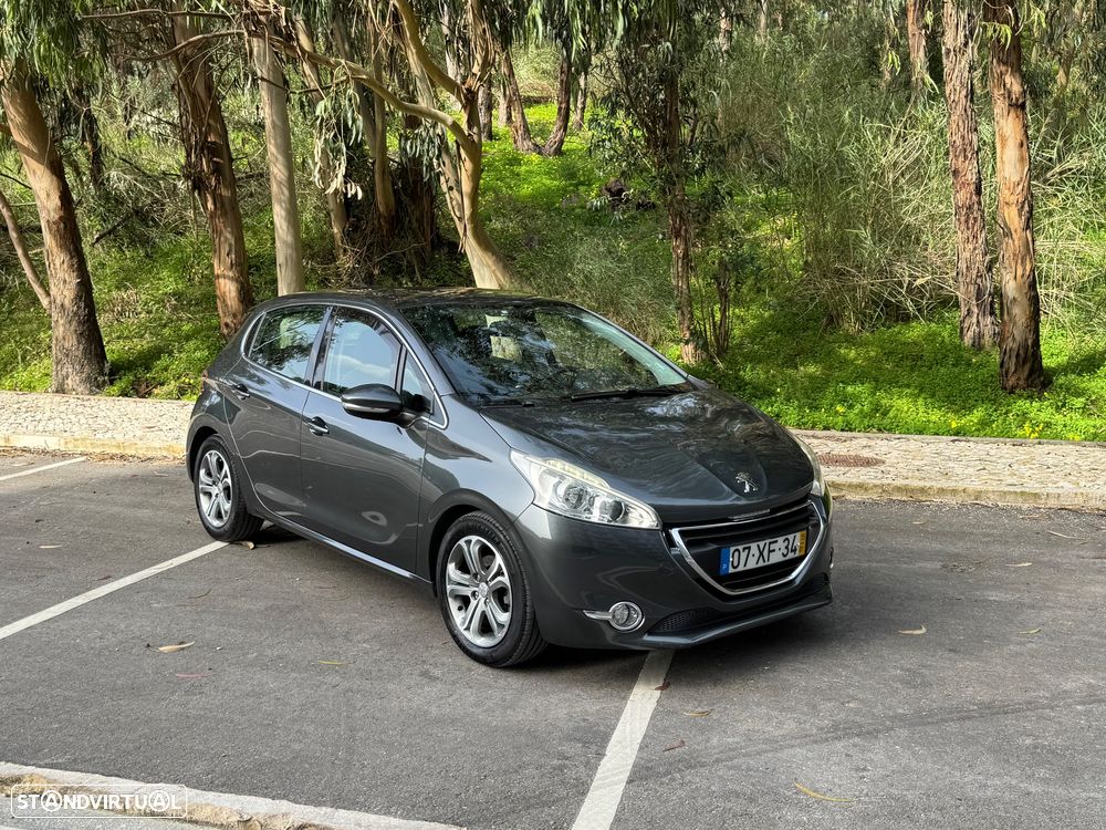 Peugeot 208 e-HDi FAP 92 Stop&Start Style - 1