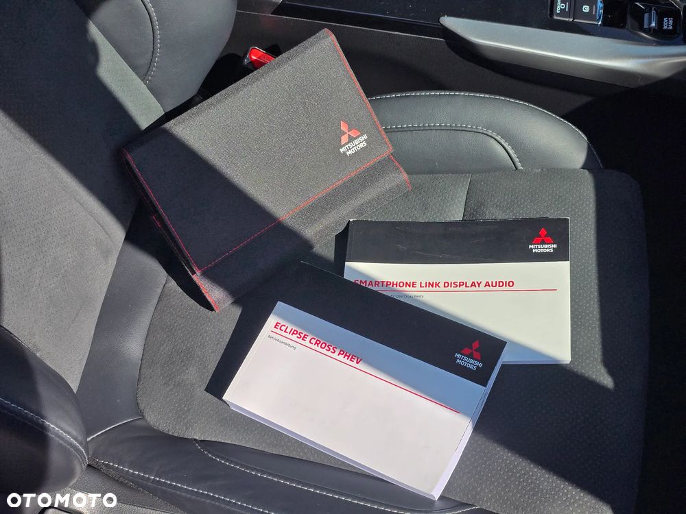 Mitsubishi Eclipse Cross 2.4 PHEV Intense Plus - 24