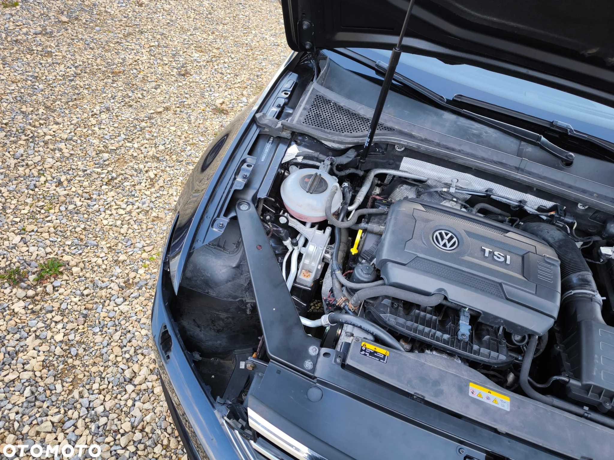Volkswagen Passat 1.8 TSI BMT Highline - 15