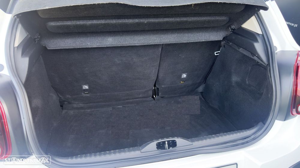 Citroën C3 1.2 PureTech Shine - 25