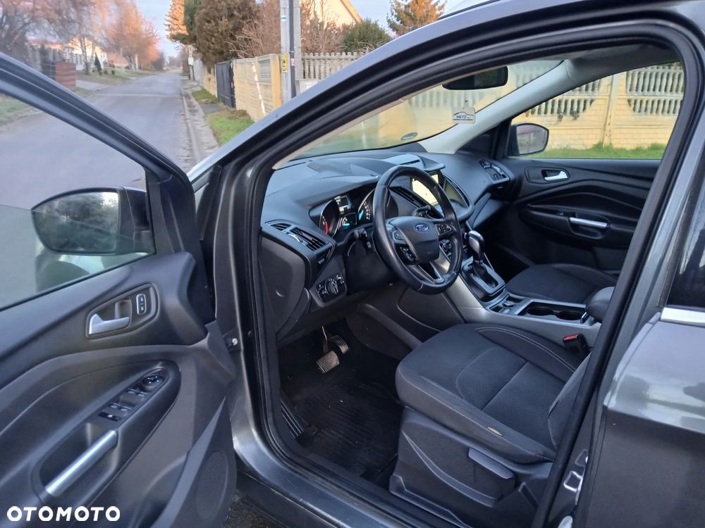 Ford Kuga 2.0 TDCi 4x4 Titanium - 17