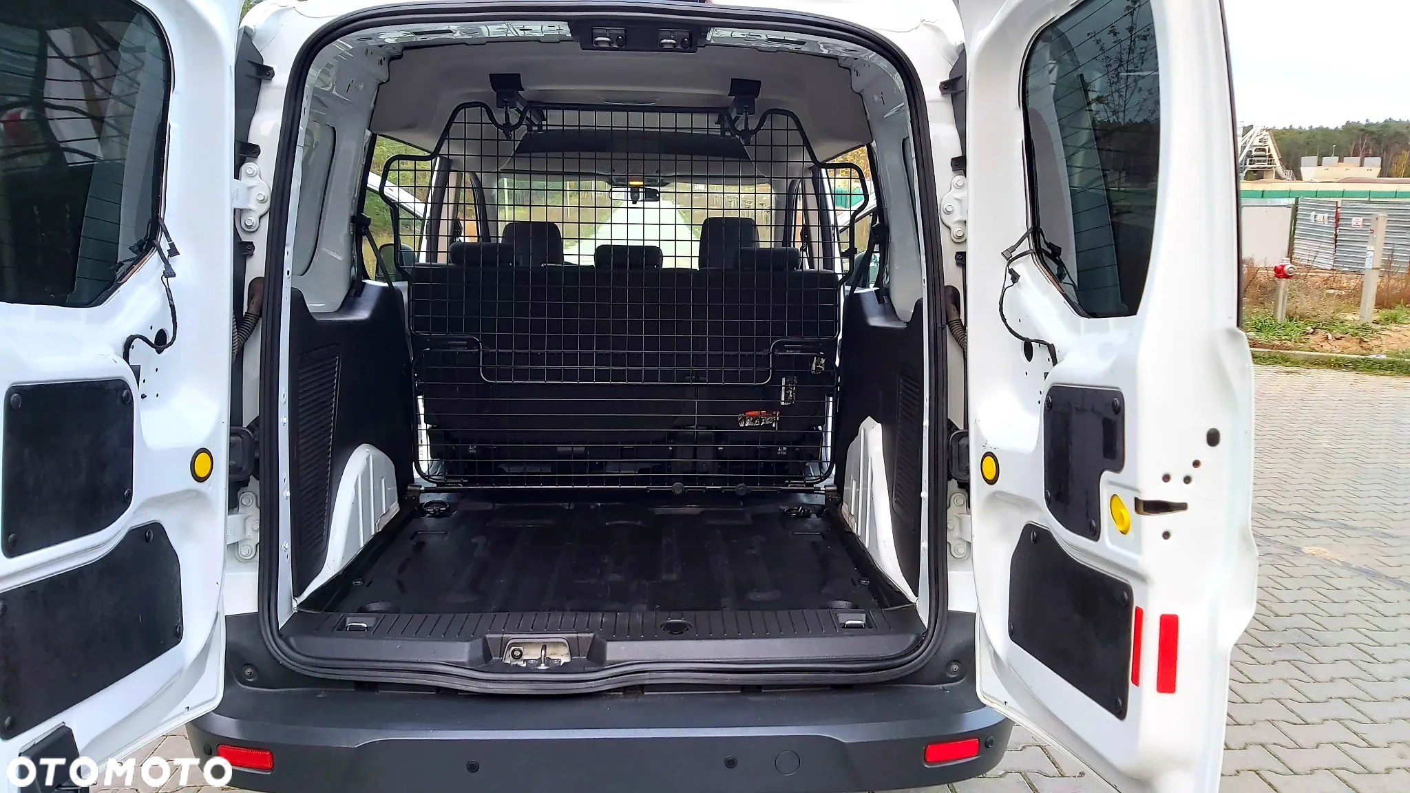 Ford Tourneo Connect Grand - 6
