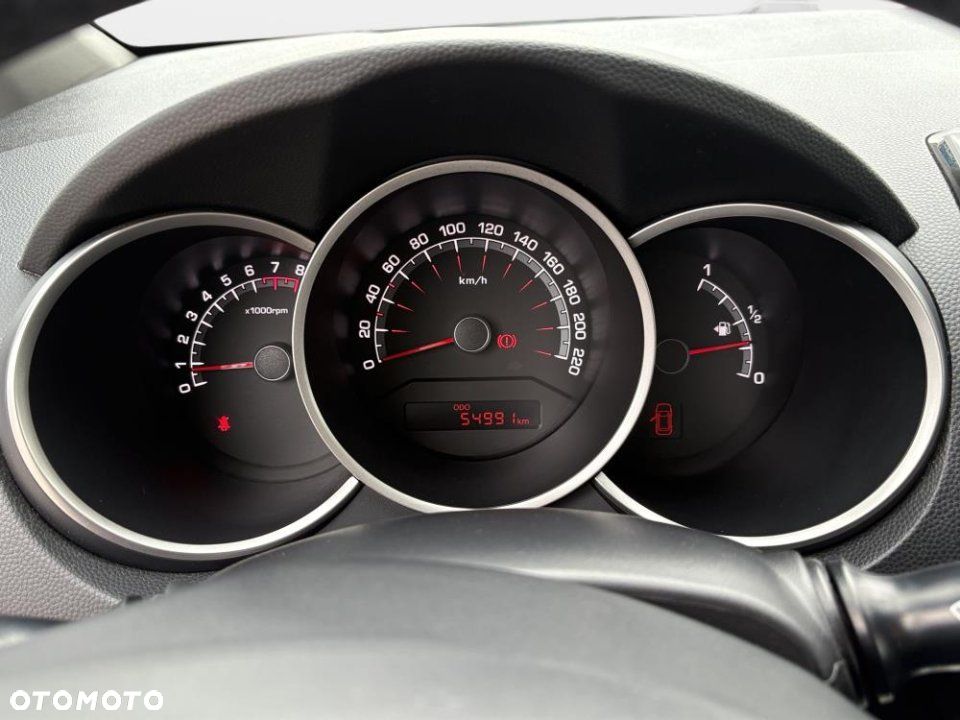 Kia Venga - 14