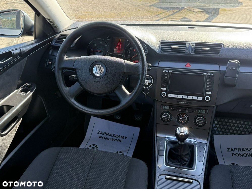 Volkswagen Passat - 20