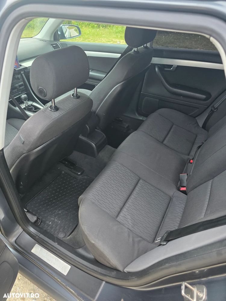 Audi A4 Limuzina 2.0 TDI - 9