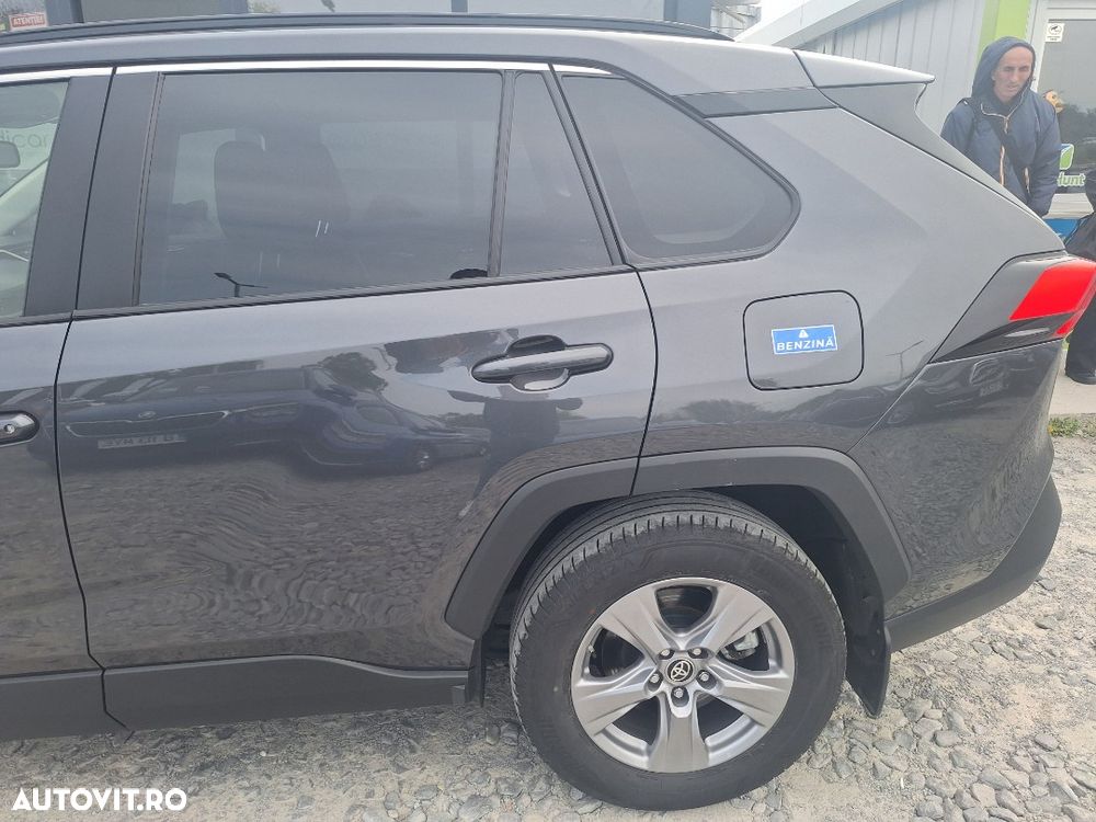 Toyota RAV4 2.5 VVT-iE 4x4 Dynamic - 8