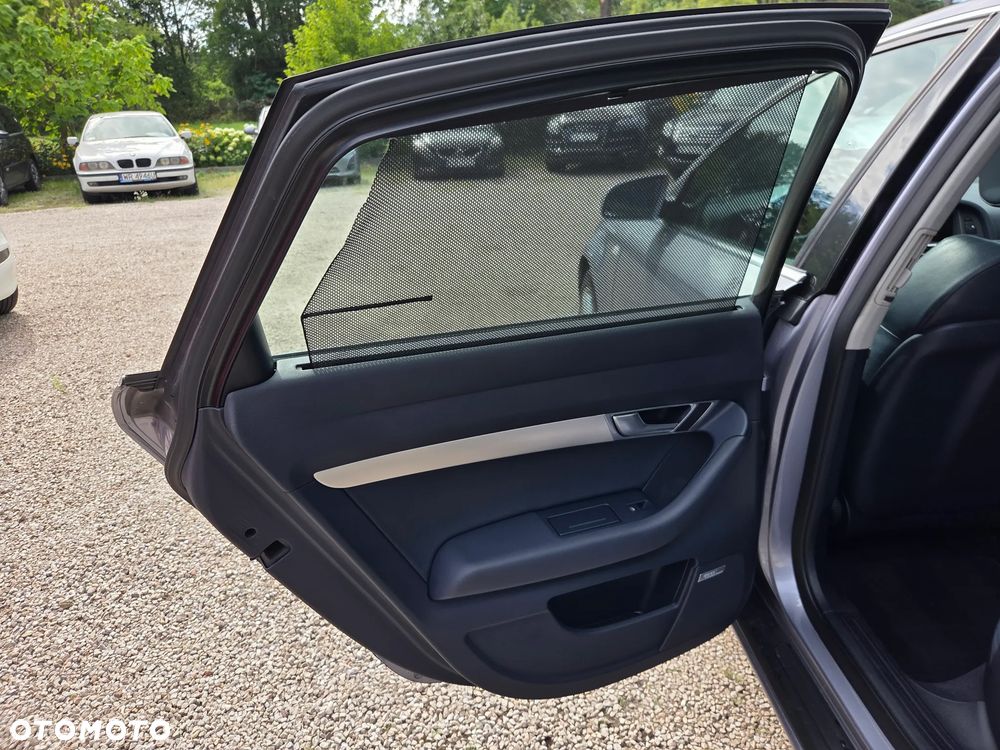 Audi A6 Limousine 2.4 - 20