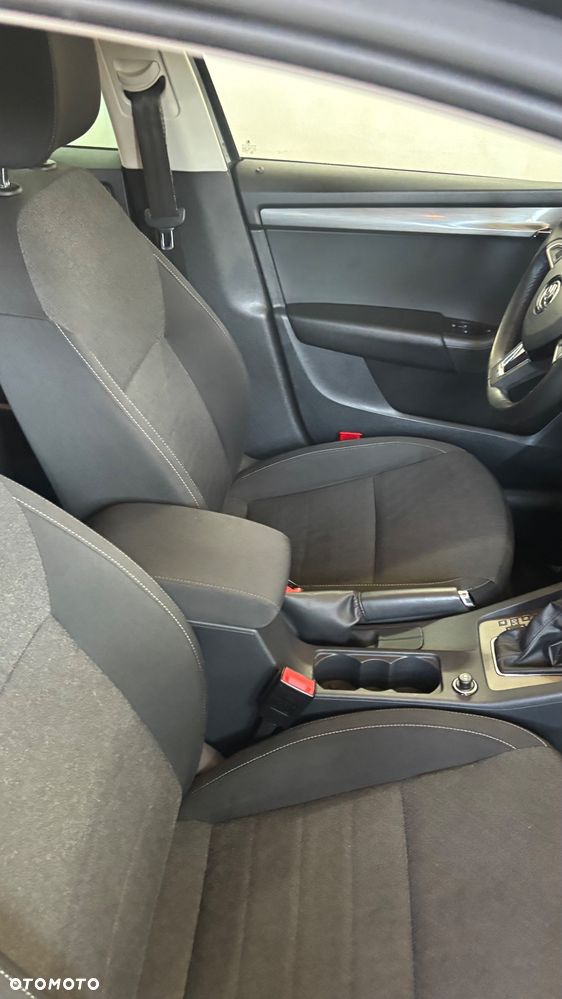 Skoda Octavia 2.0 TDI SCR 4x4 Ambition DSG - 4