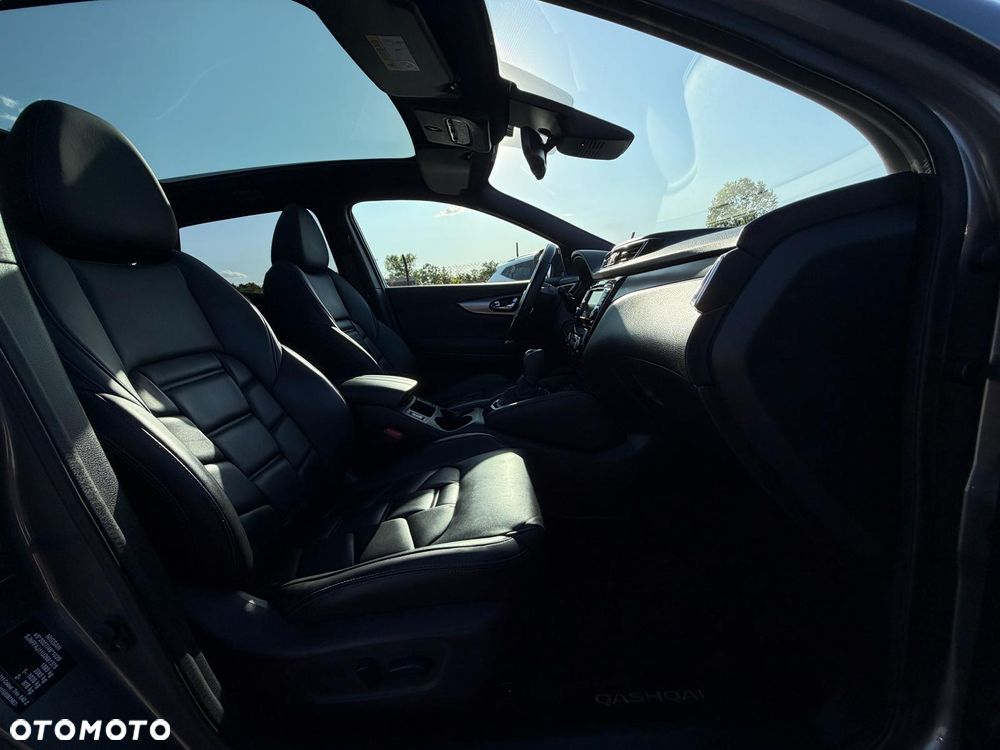 Nissan Qashqai 1.3 DIG-T Tekna+ DCT - 24