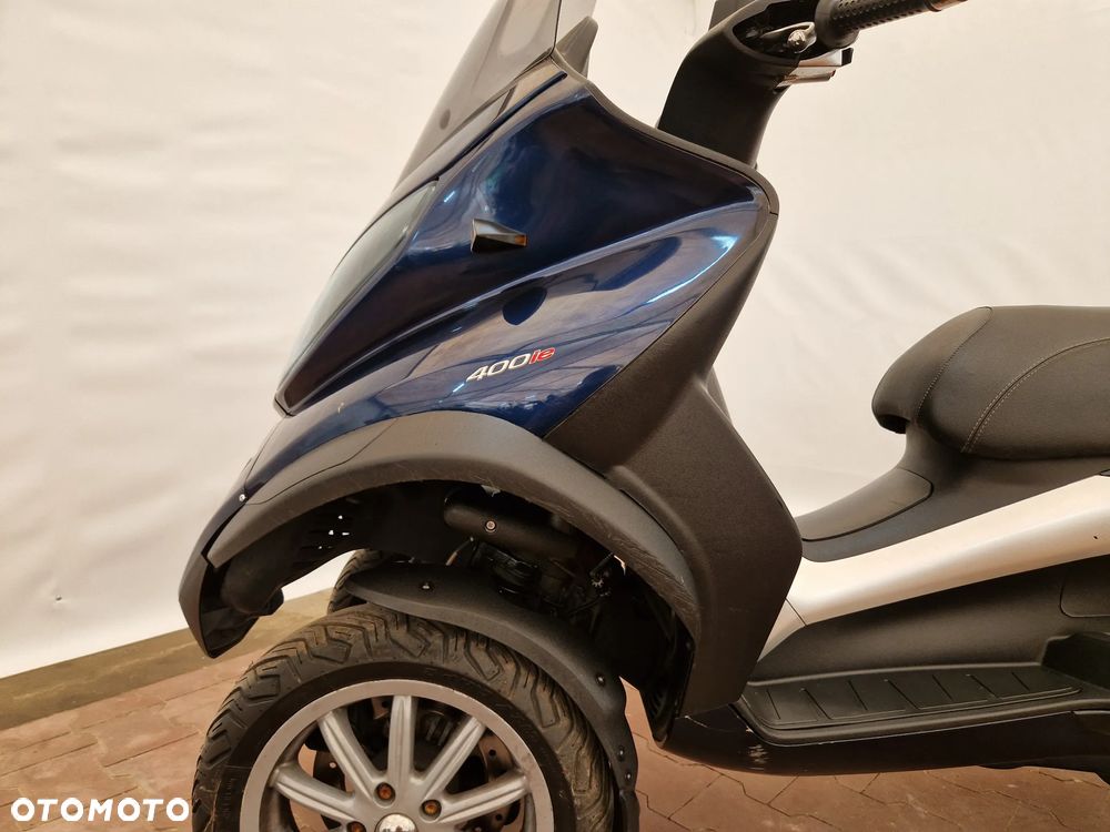 Piaggio MP-3 - 32