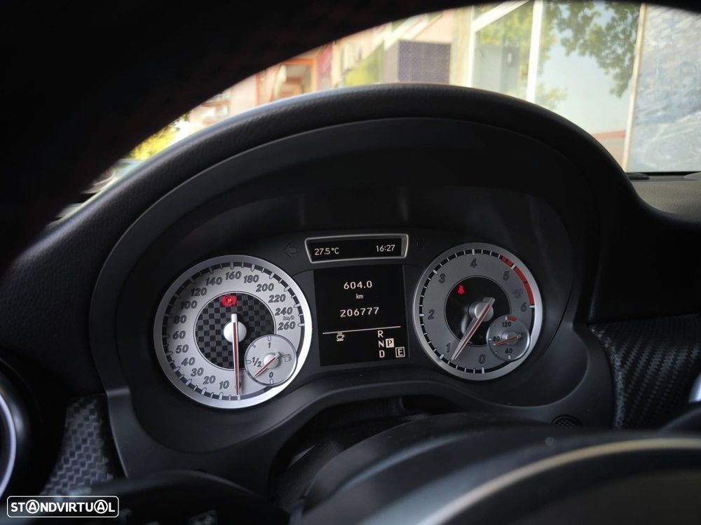 Mercedes-Benz A 220 CDI (BlueEFFICIENCY) 7G-DCT AMG Sport - 25