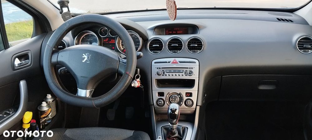Peugeot 308 1.6 HDi Trendy Navtech - 10