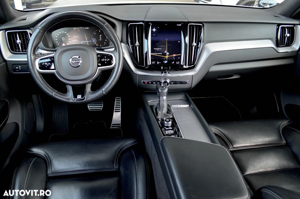 Volvo XC 60 D4 AWD R-Design - 26