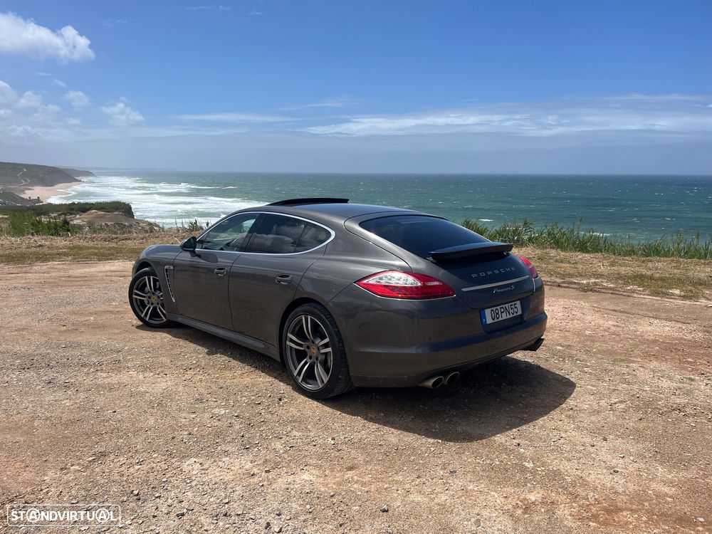 Porsche Panamera S Hybrid J19 - 7