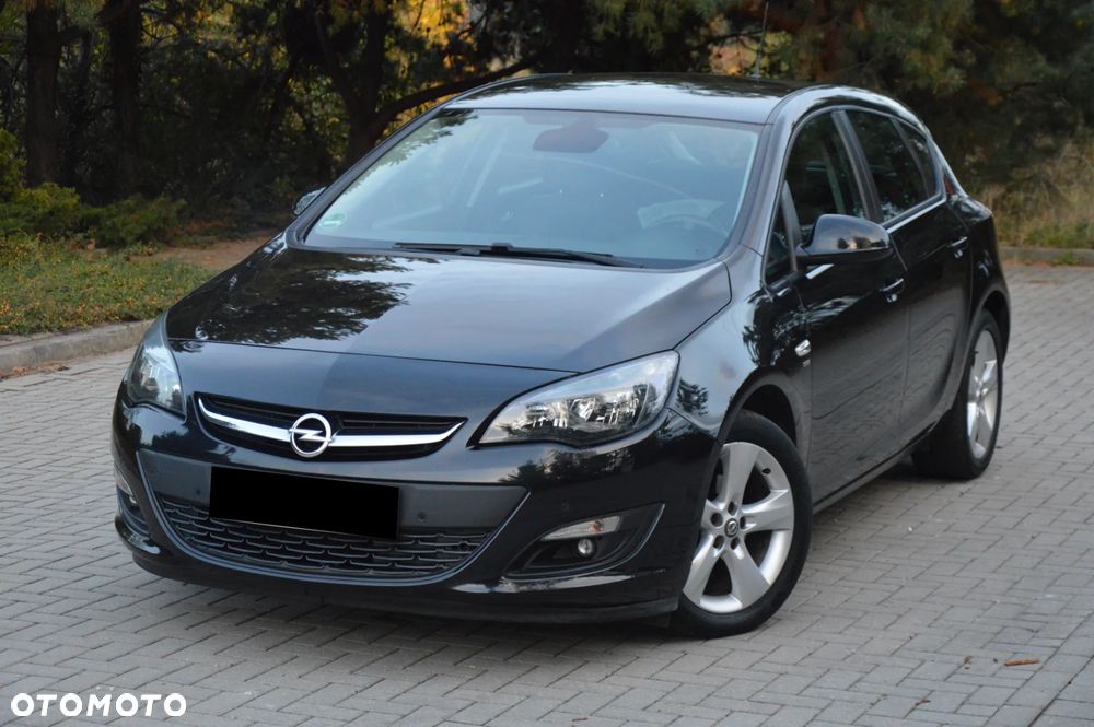 Opel Astra 2014 photo 2
