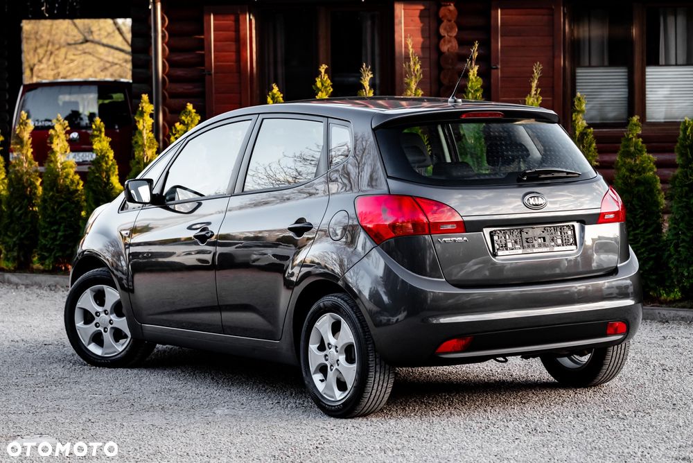 Kia Venga 1.6 CVVT Vision - 9