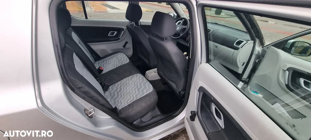 Skoda Fabia 1.2 HTP - 7