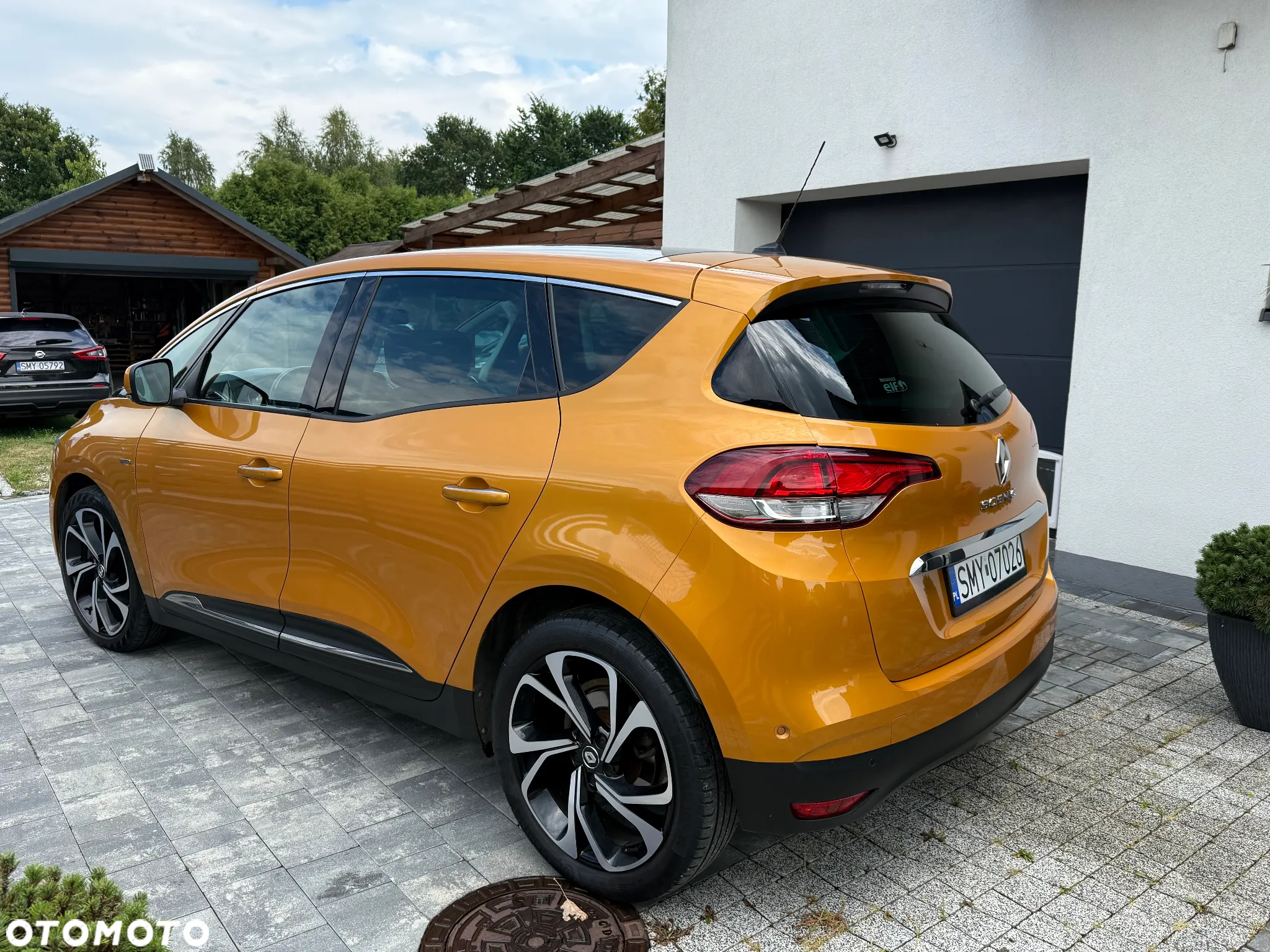 Renault Scenic 1.6 dCi Energy Bose Edition - 6
