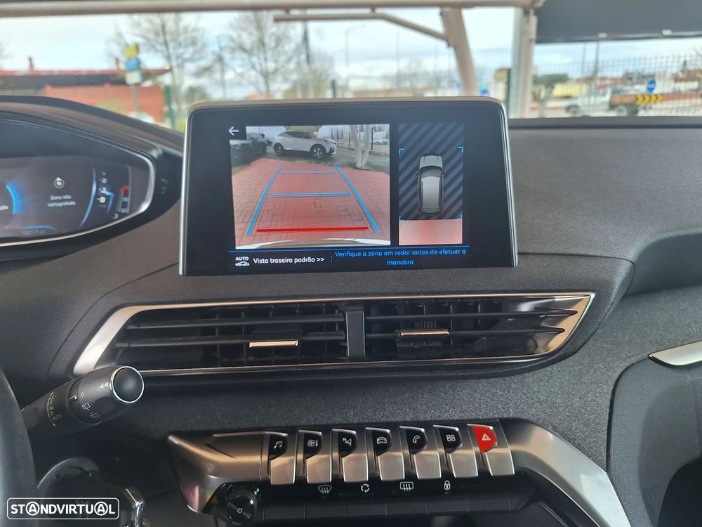 Peugeot 3008 1.5 BlueHDi Allure EAT8 - 11