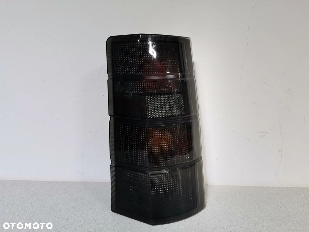 Lampa tył tylna Prawa OPEL KADETT E Kombi HELLA BLACK 84-93 Oryginał - 2