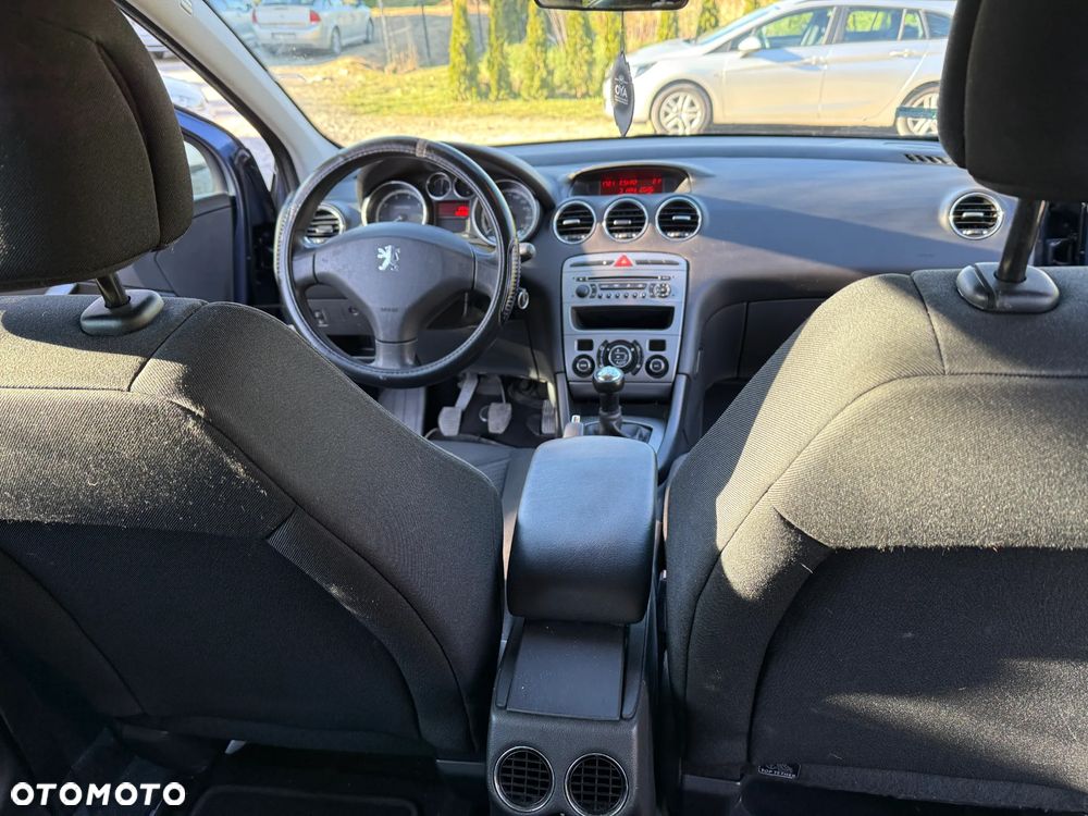Peugeot 308 1.6 Premium - 26