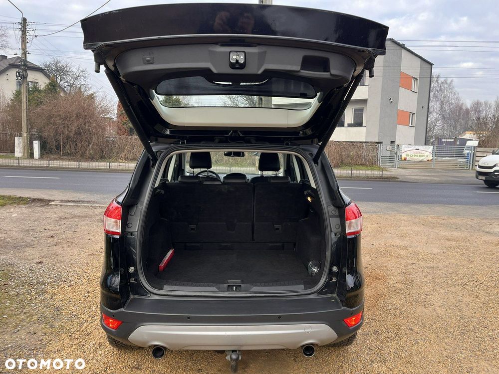 Ford Kuga 1.6 EcoBoost 2x4 Titanium - 30