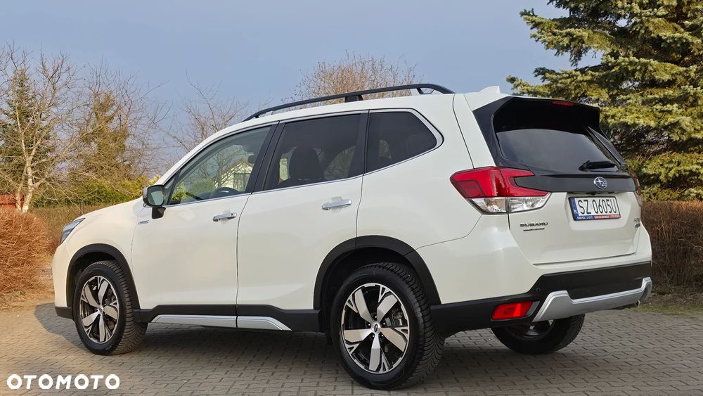 Subaru Forester 2.0i-L Platinum (EyeSight) Lineartronic - 8