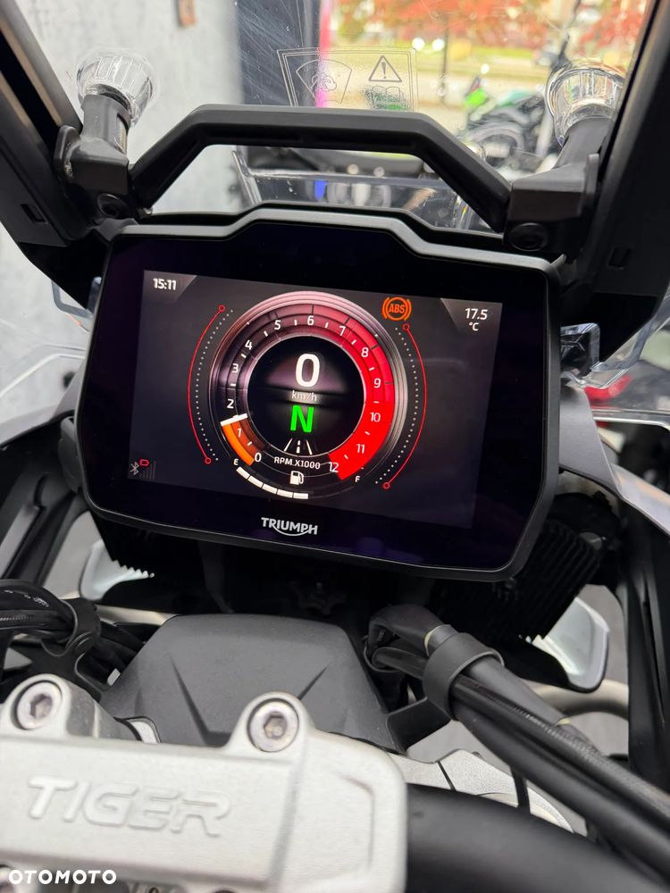 Triumph Tiger - 24