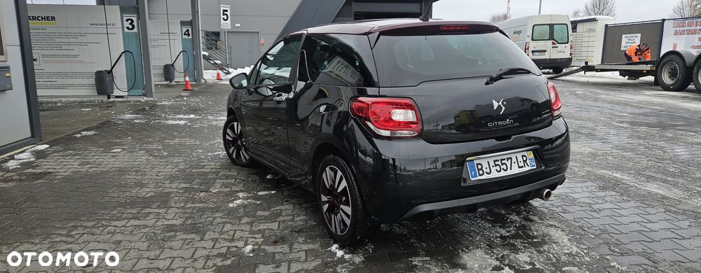 Citroën DS3 1.6 HDi SoChic - 8