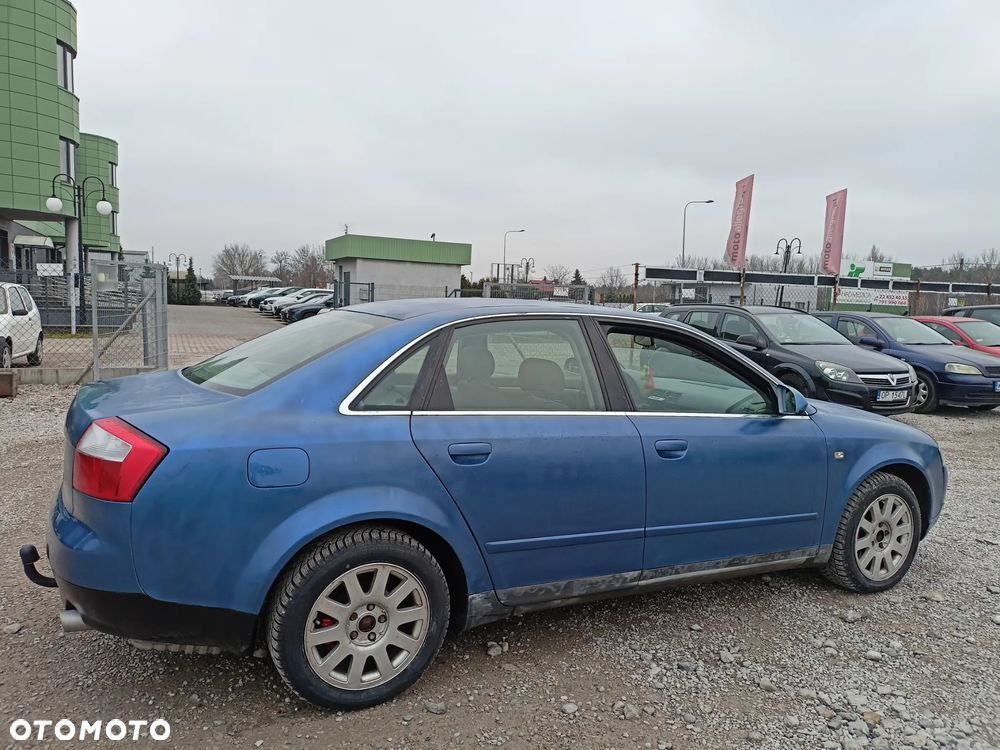 Audi A4 Avant 1.8T - 4