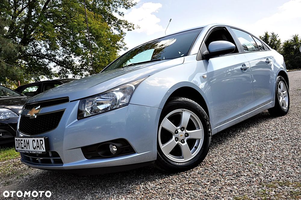 Chevrolet Cruze 1.6 LS+ - 2