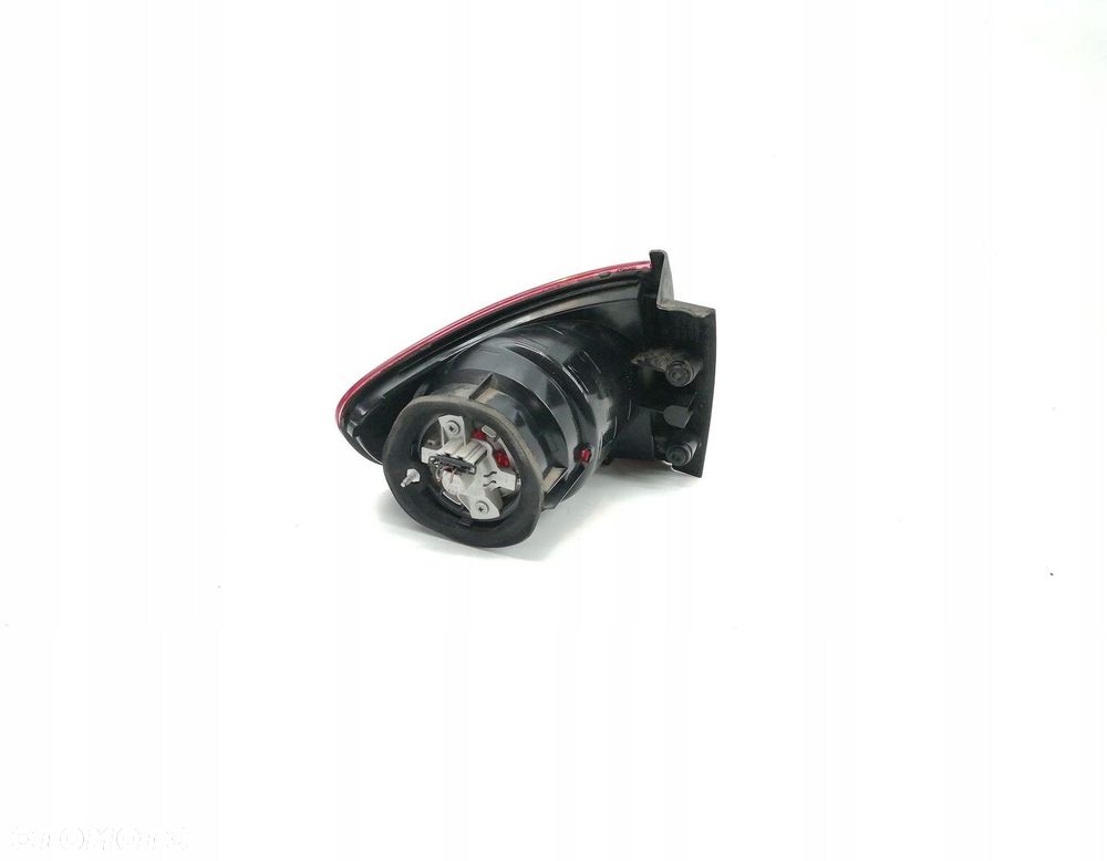 LAMPA PRAWA TYLNA SEAT ALTEA I 1.9 TDI 5P0945095D - 2