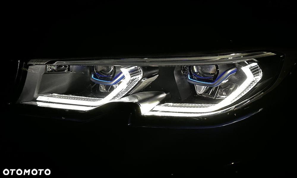 BMW Seria 3 320i M Sport sport - 21