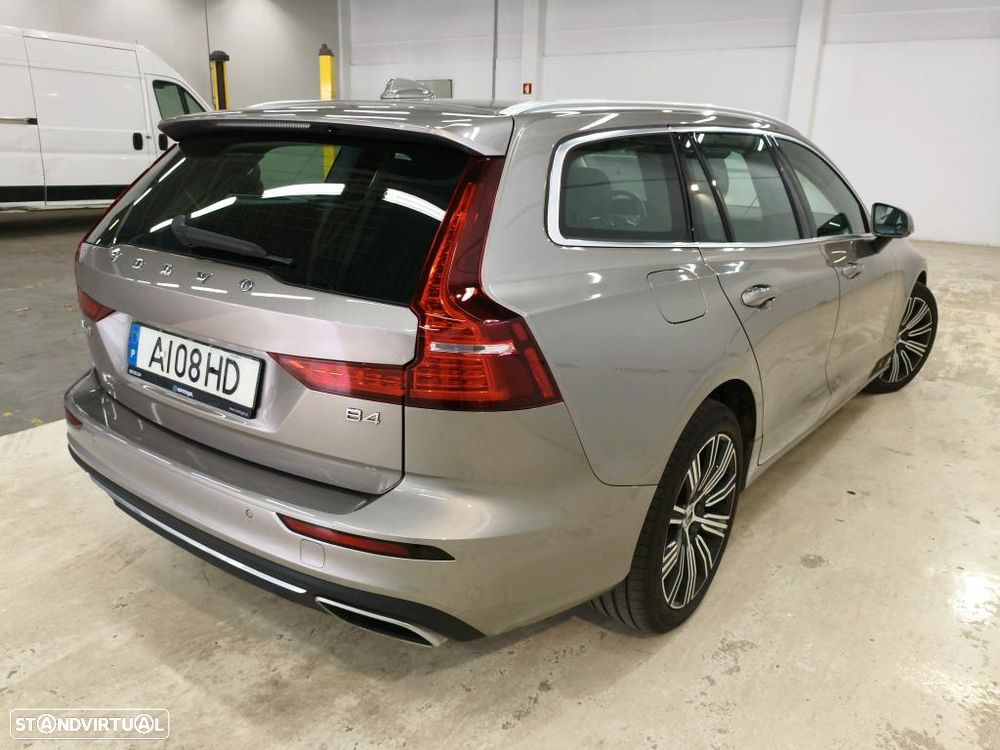 Volvo V60 2.0 B4 Inscription Geartronic - 3