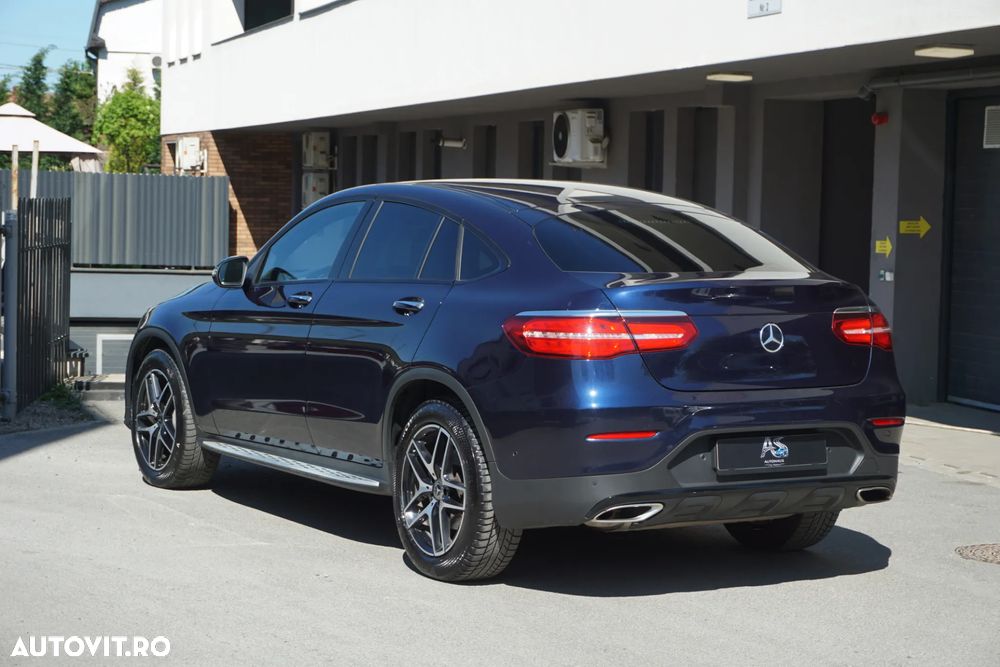 Mercedes-Benz GLC Coupe 250 4Matic 9G-TRONIC AMG Line - 32