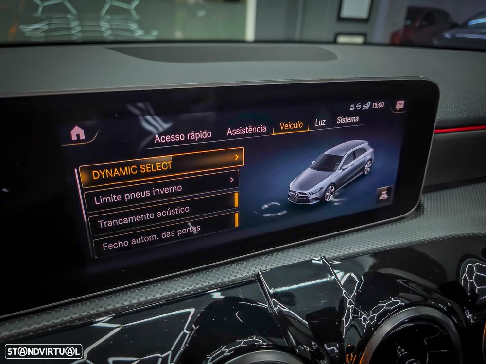 Mercedes-Benz A 180 d 7G-DCT AMG Line - 45