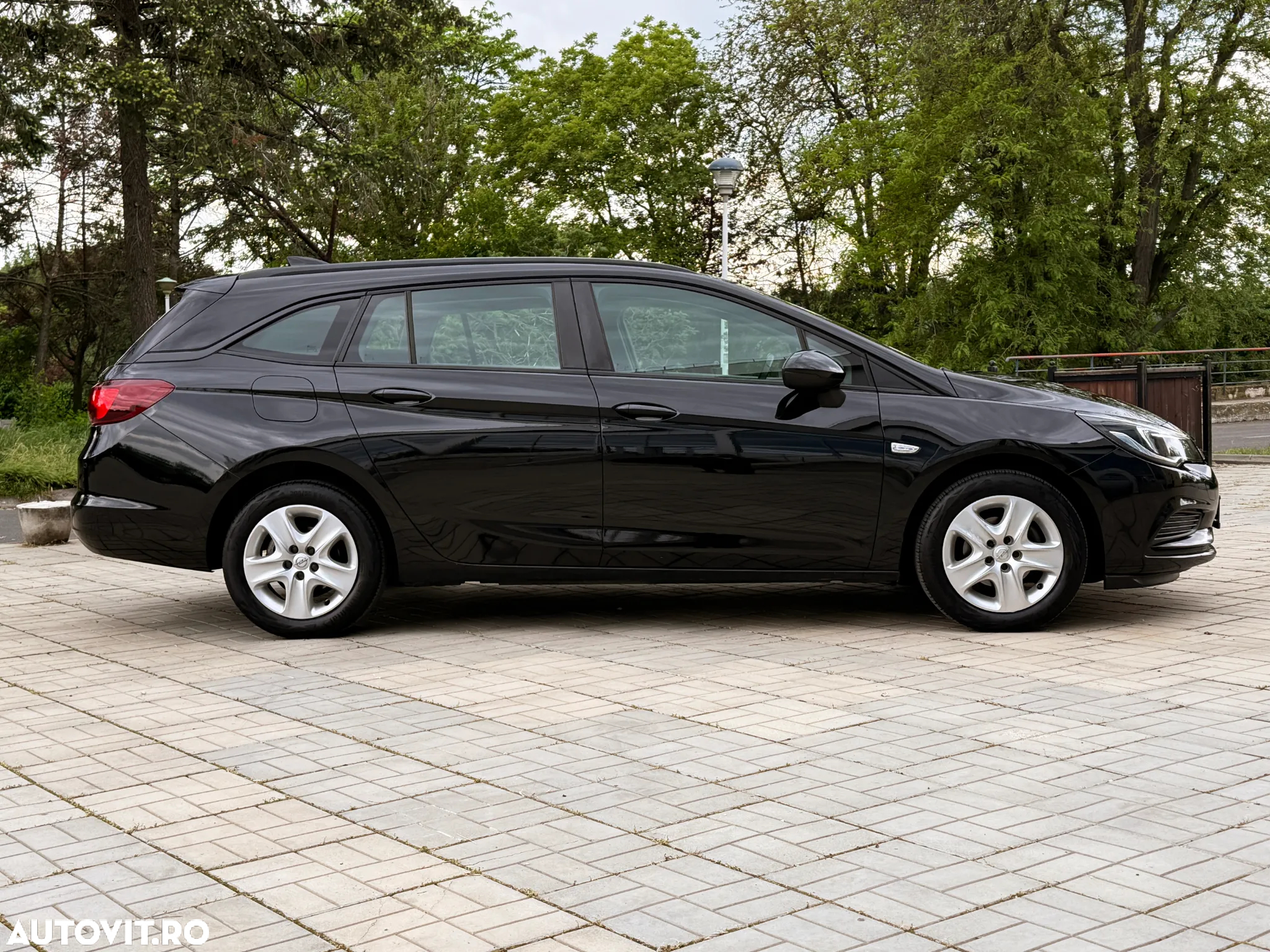 Opel Astra 1.0 Turbo Start/Stop Sports Tourer Edition - 11