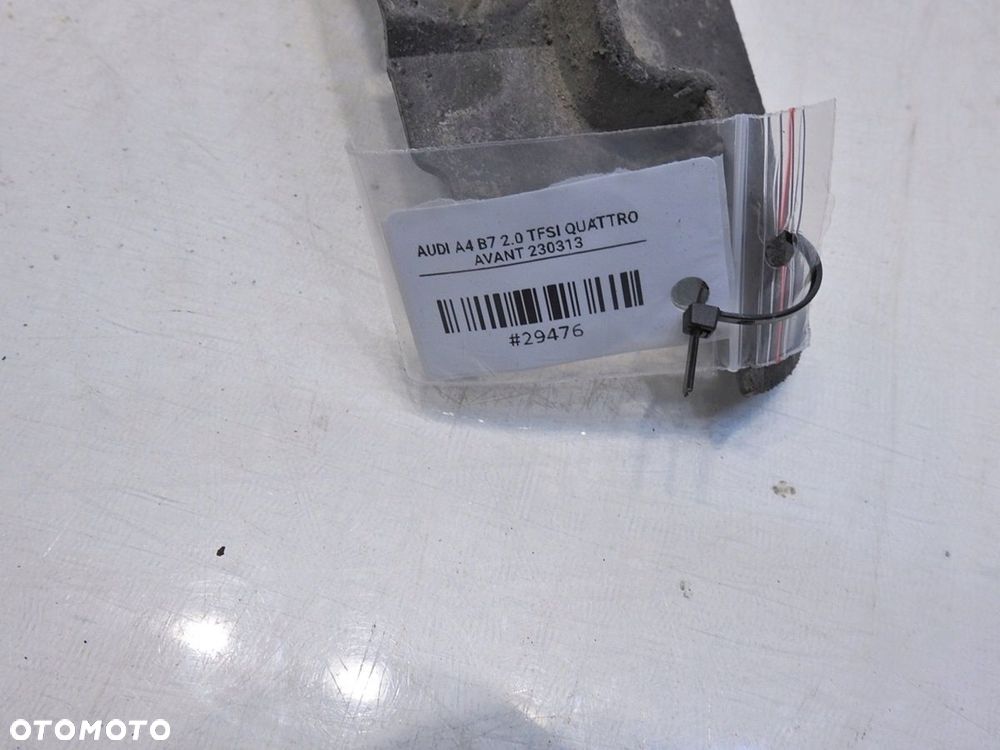 CHLAPACZ PRAWY TYŁ AUDI A4 B7 AVANT - 4