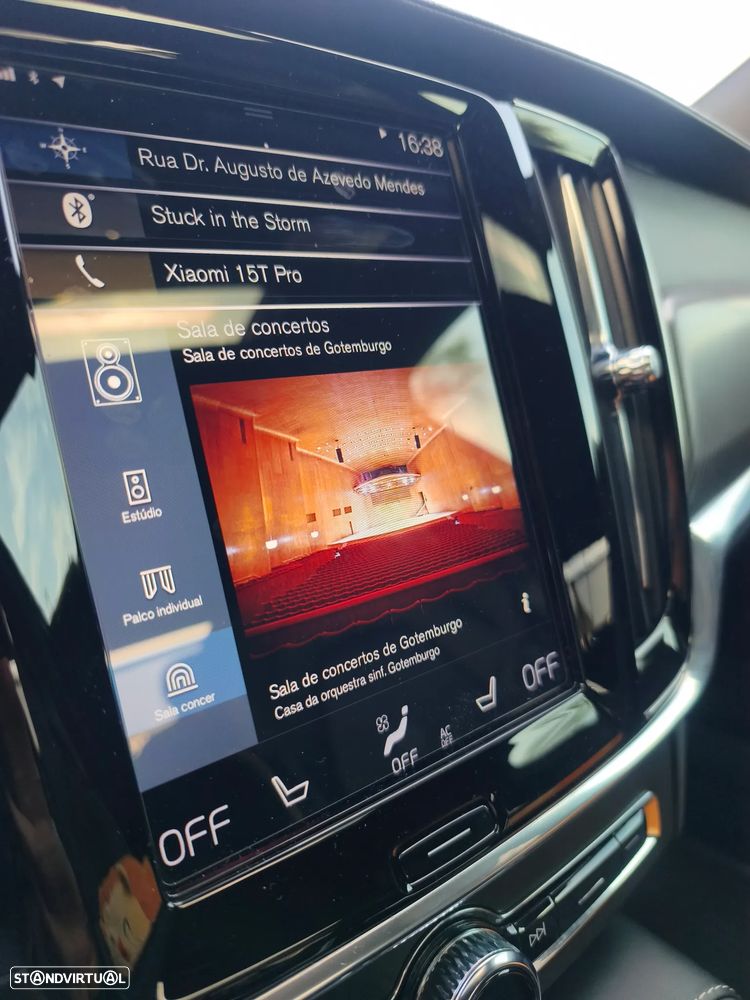 Volvo S90 T8 Twin Engine R-Design AWD (Plug-in Hybrid - 31