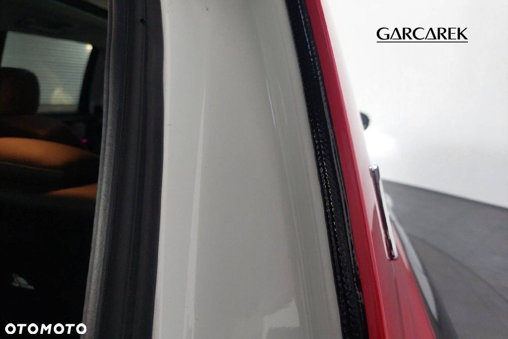 Mercedes-Benz GLS - 26