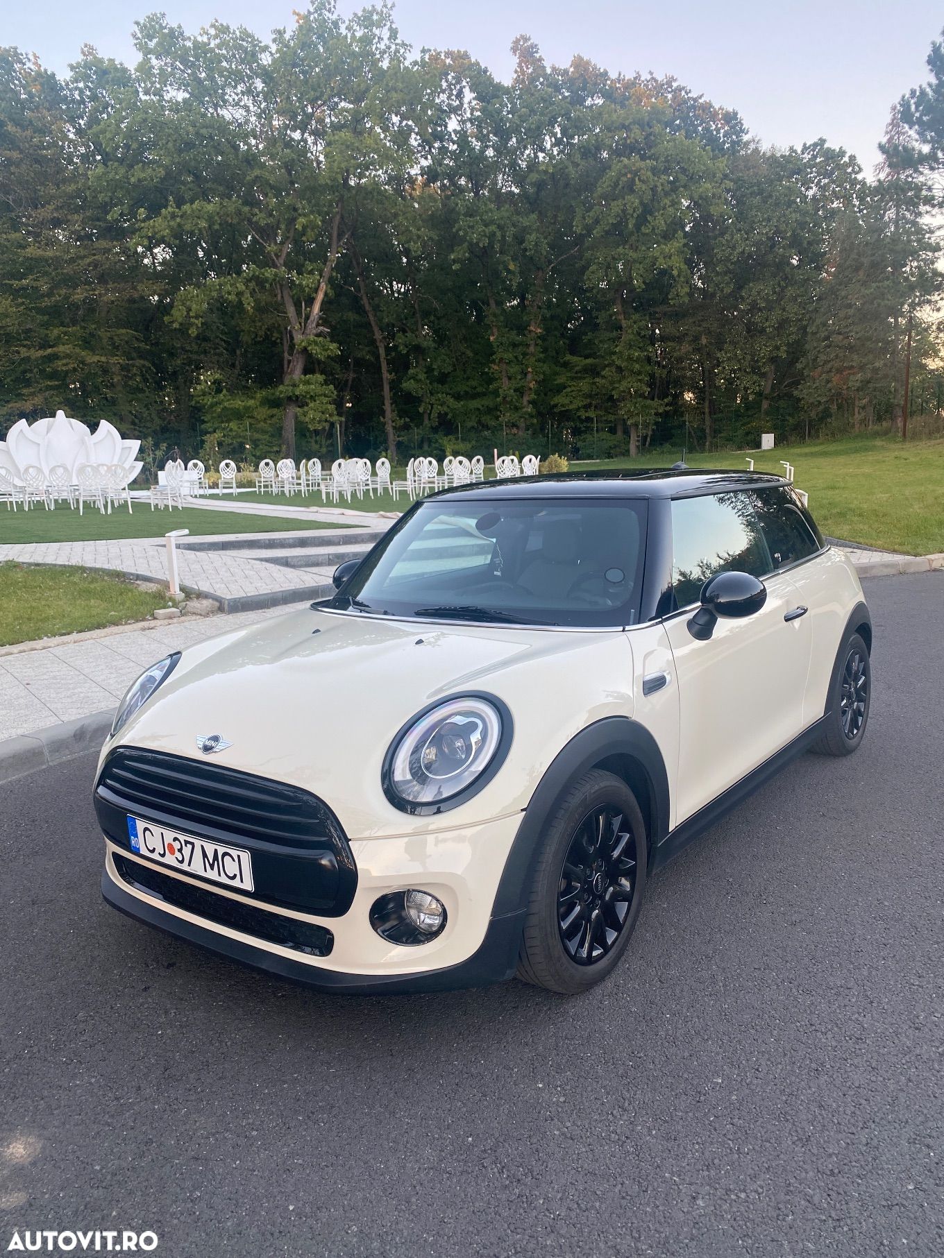 Mini Cooper Standard - 1